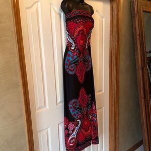 Elegant Strapless Paisley Dress - Red and Black